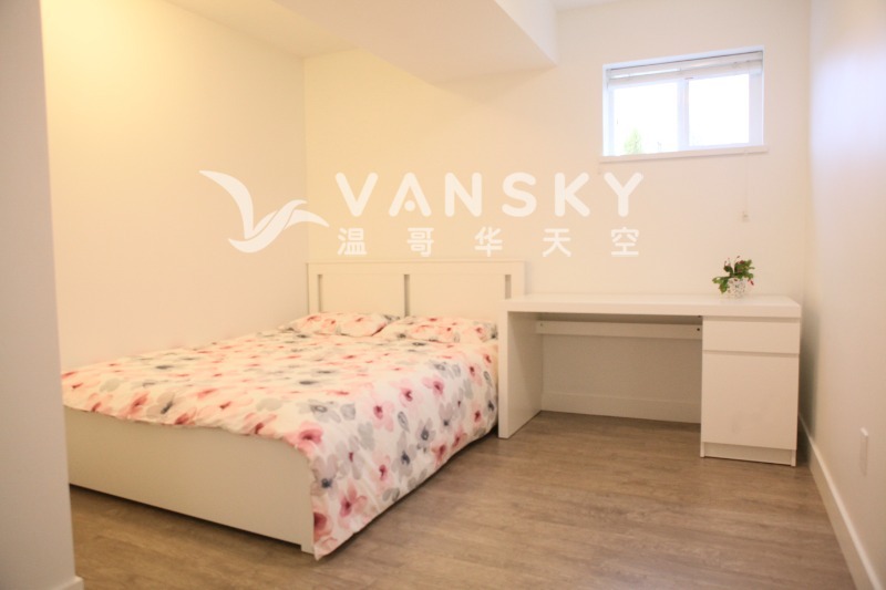 250304202914_bedroom 1.jpg